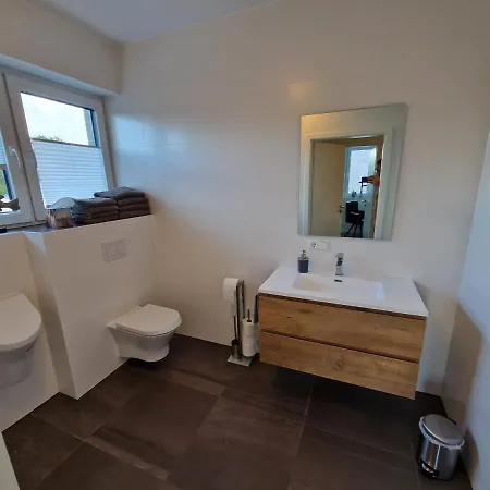Apartment Nahe Meyer Werft In Ostfriesland Mit Kueche & Netflix Westoverledingen Экстерьер фото