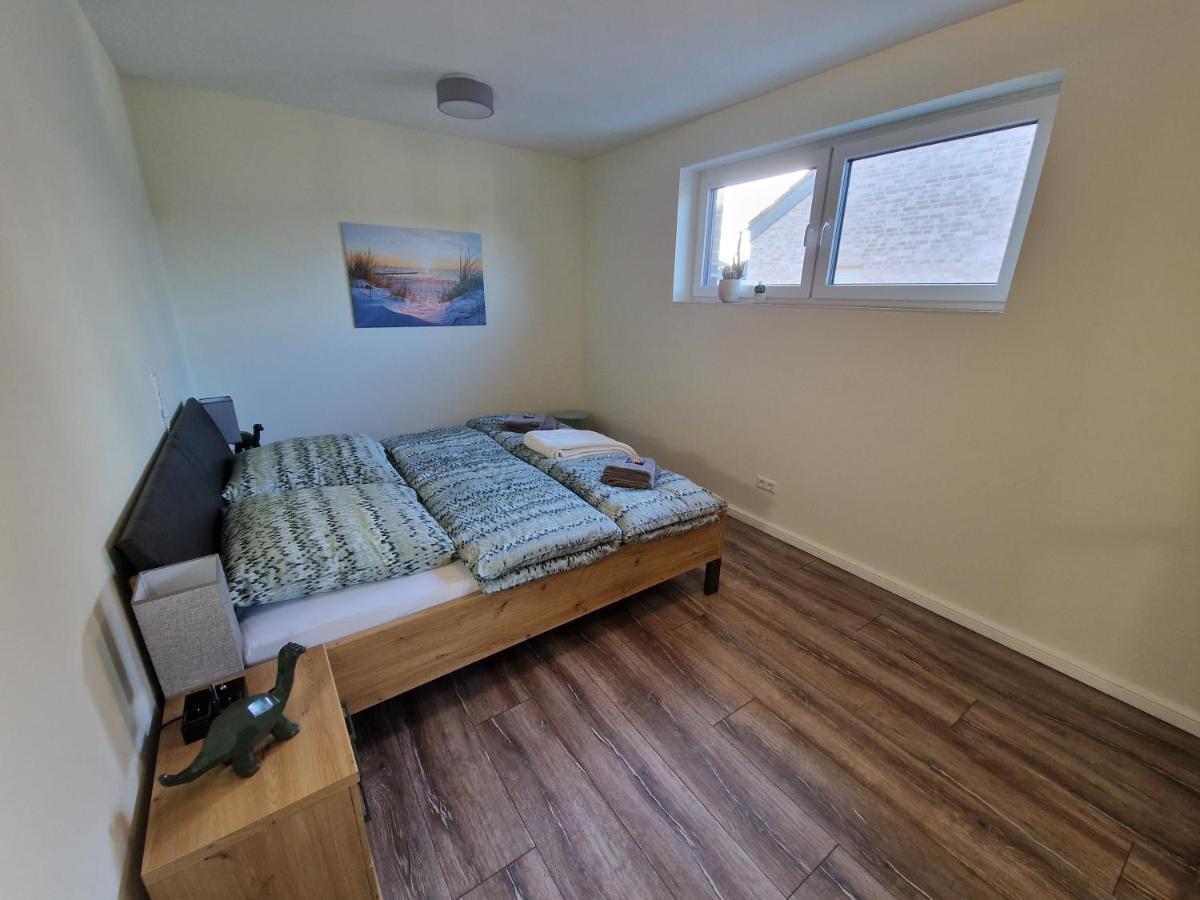 Nahe Meyer Werft In Ostfriesland Mit Kueche & Netflix Apartment *